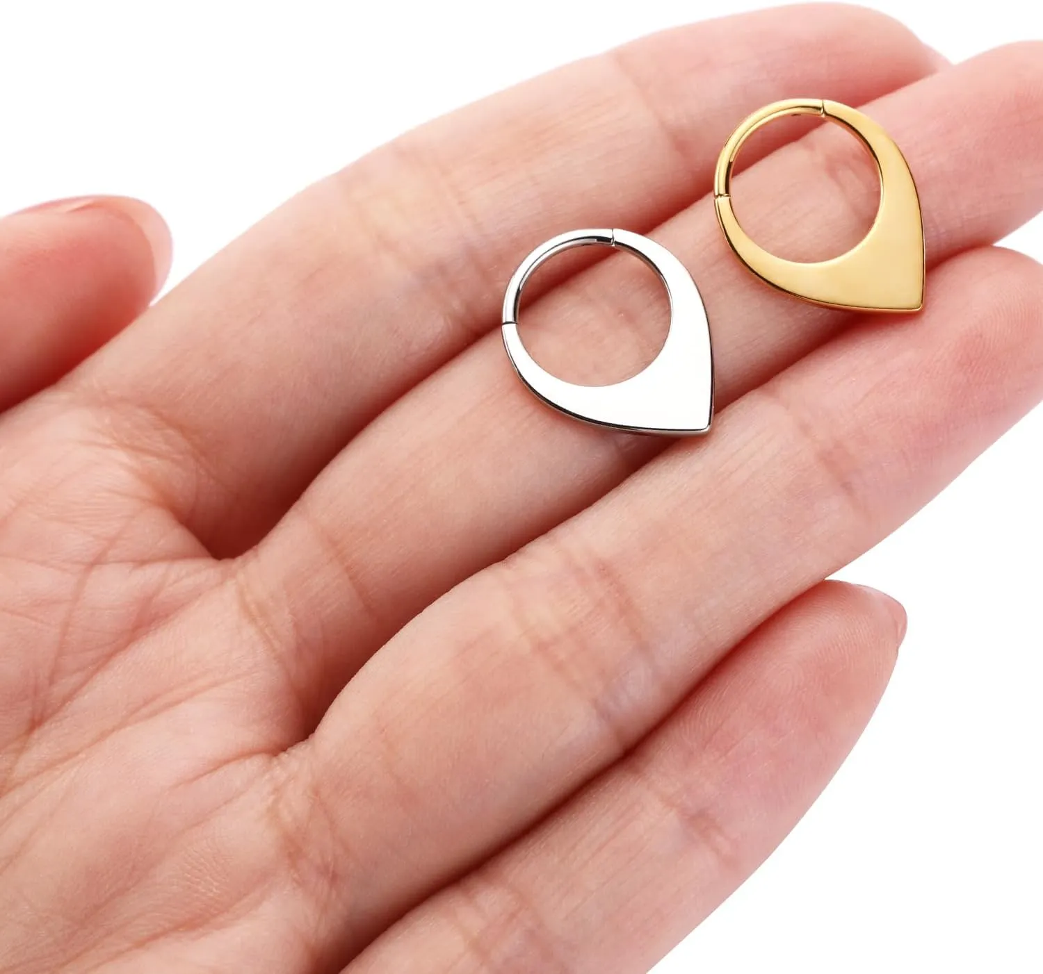 AROWRO Septum Jewelry 16G 316L Surgical Steel Septum Ring Nose Rings Hoops for Men Women Septum Piercing Jewelry Daith Earring Cartilage Tragus Rook Ear Lobe Piercing Jewerly