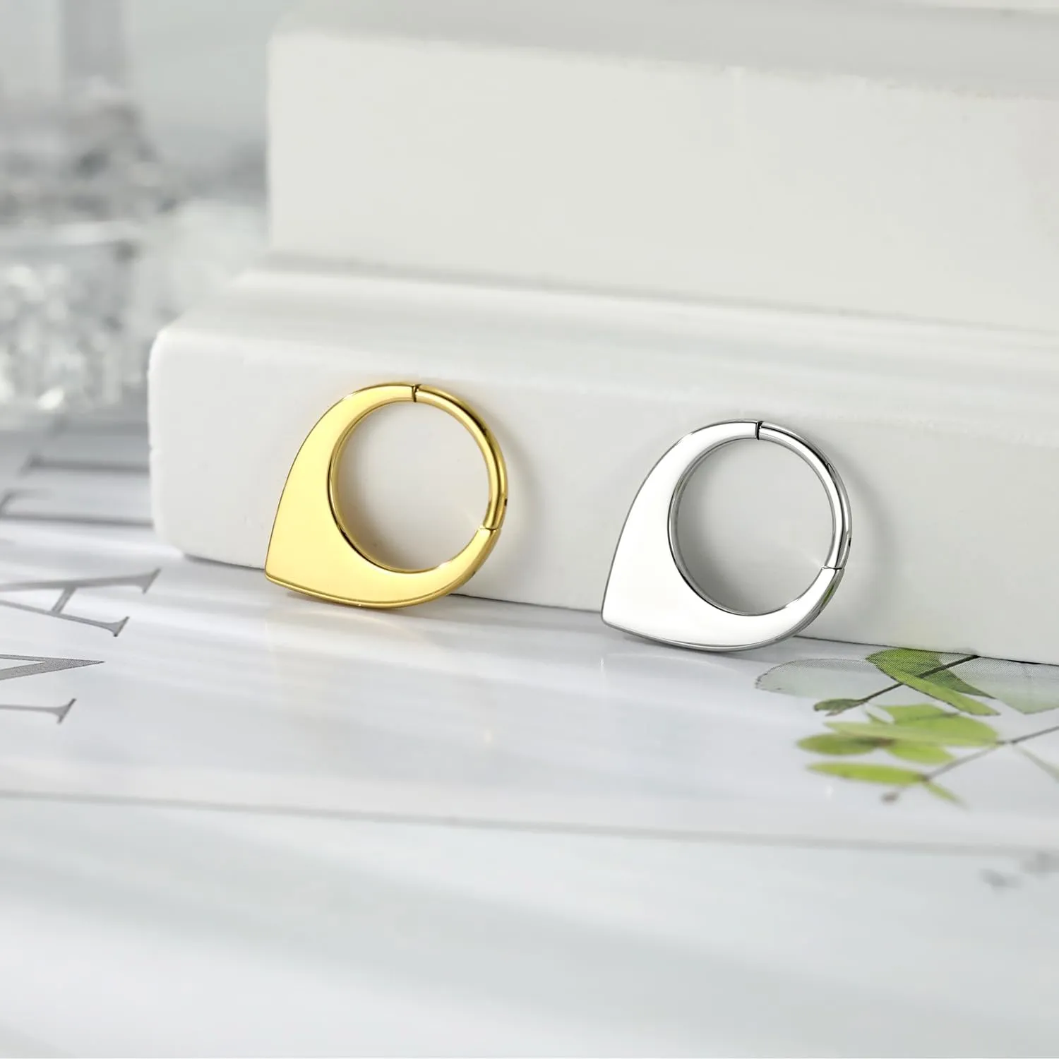 AROWRO Septum Jewelry 16G 316L Surgical Steel Septum Ring Nose Rings Hoops for Men Women Septum Piercing Jewelry Daith Earring Cartilage Tragus Rook Ear Lobe Piercing Jewerly