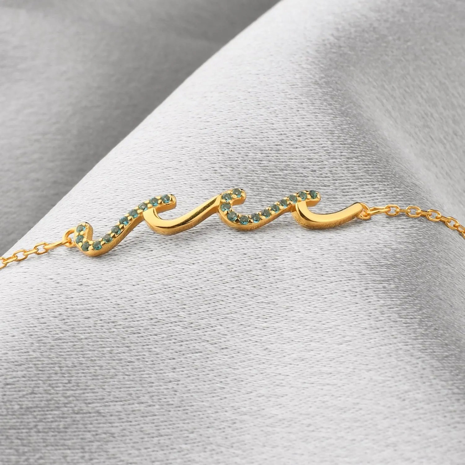 Bracelets for Women, Wave Bracelet Friendship Bracelet Birthday Gifts for Women, Mom, Daughter, Grandma, Sister, Best Friend, Mothers Day Gifts, Christmas Gifts