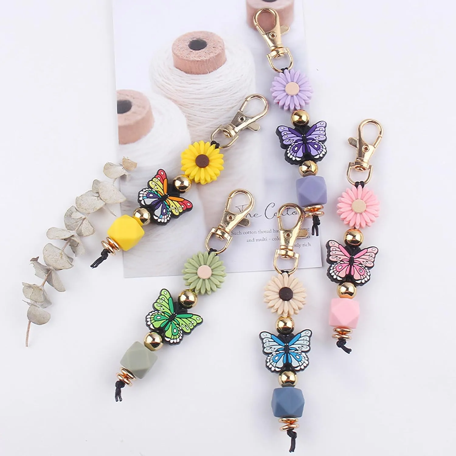 Butterfly Keychain Silicone Beaded Key Ring for Bag Charms Purse Handbags, Elastic Key Chain for Women Bag accessories