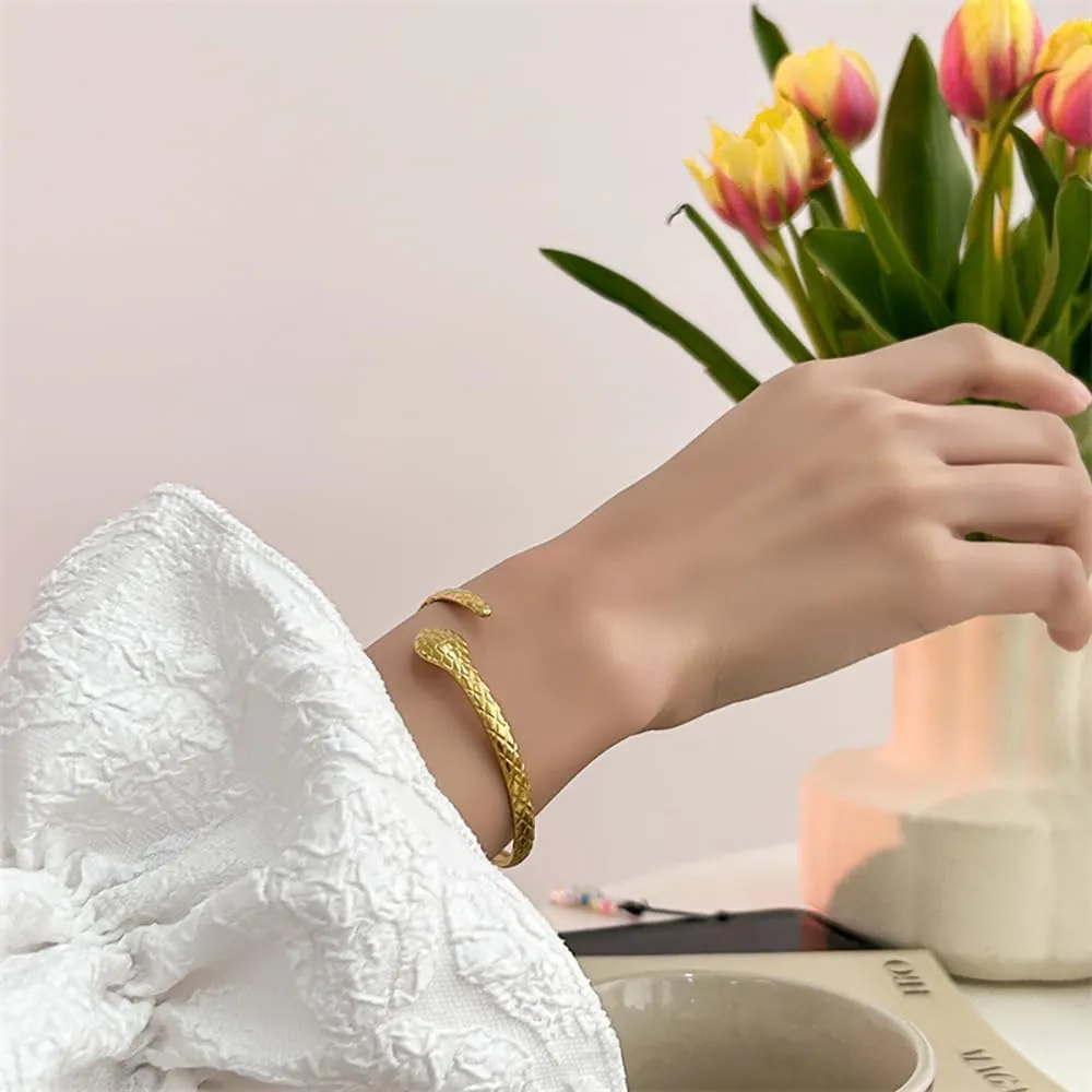 CJIAYUJEW Gold Snake Bracelet for Women Snake Cuff Bracelet Open Bangle Bracelet for Best Sisters Friendship Bracelet Jewelry