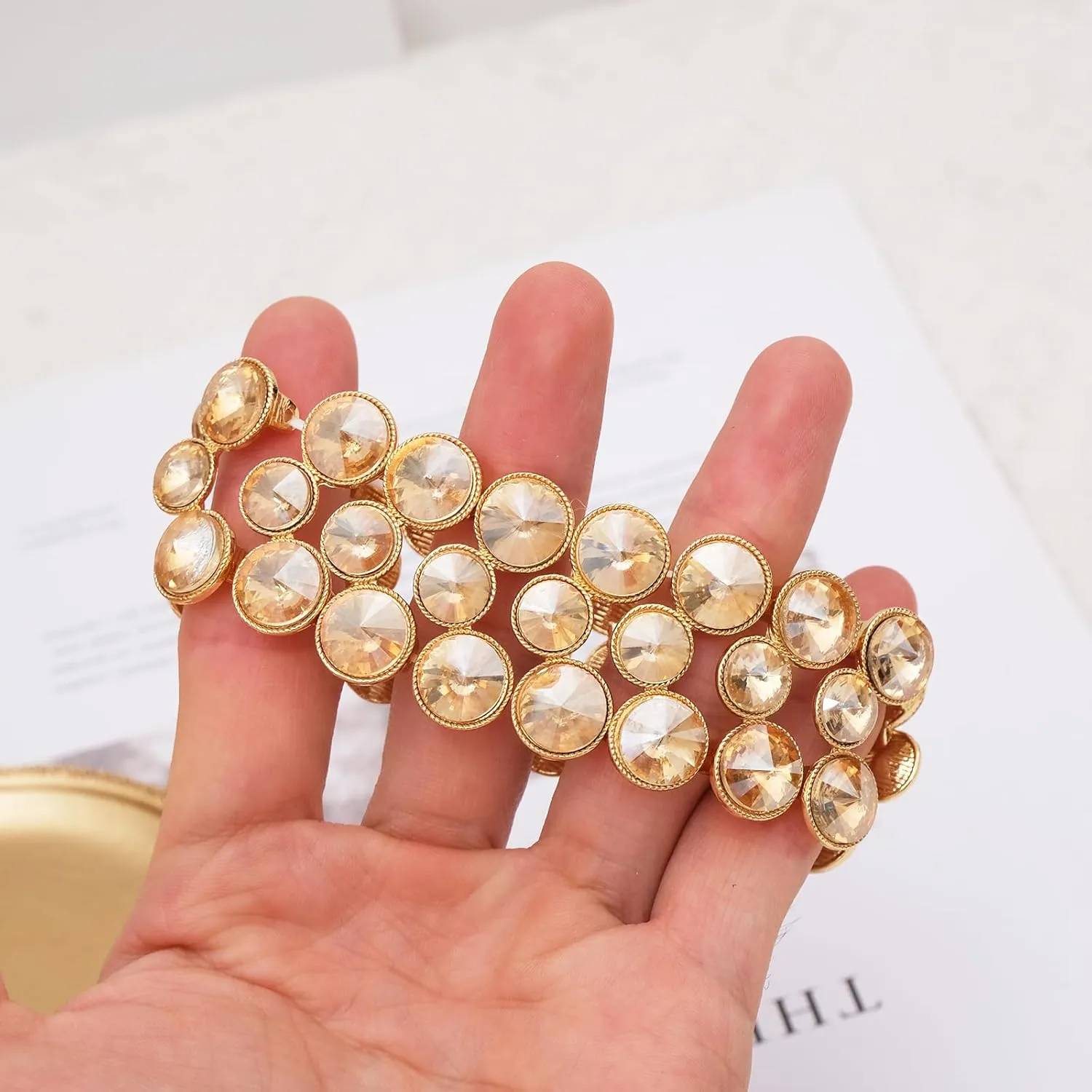 CSY Elegant Wide Stretch Bangle Bracelet for Bride Women Round Crystal Statement Art Deco Costume Jewelry for Wedding Party Prom
