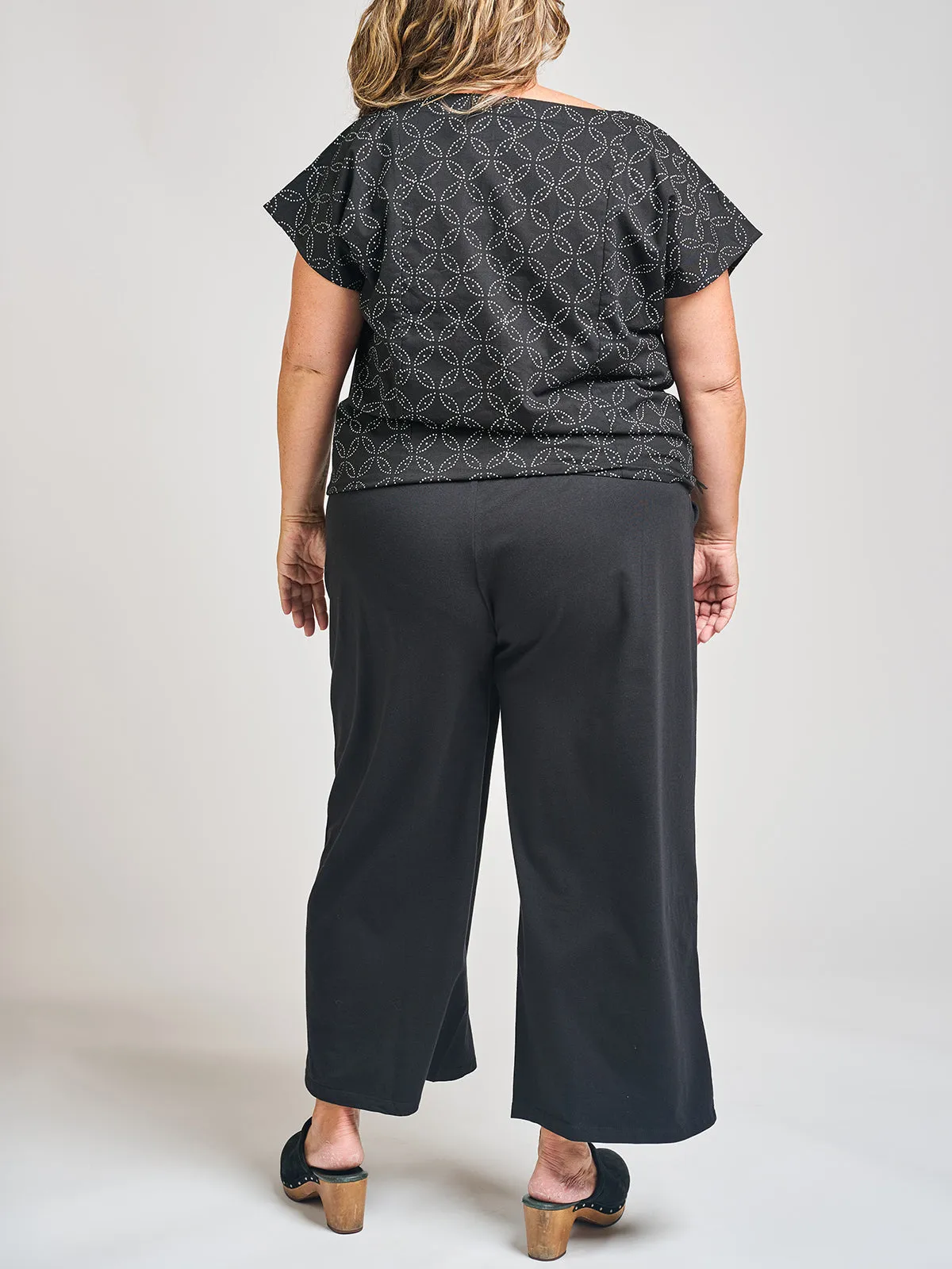 Fae Wide Leg Plus Size Pant - Black Jersey