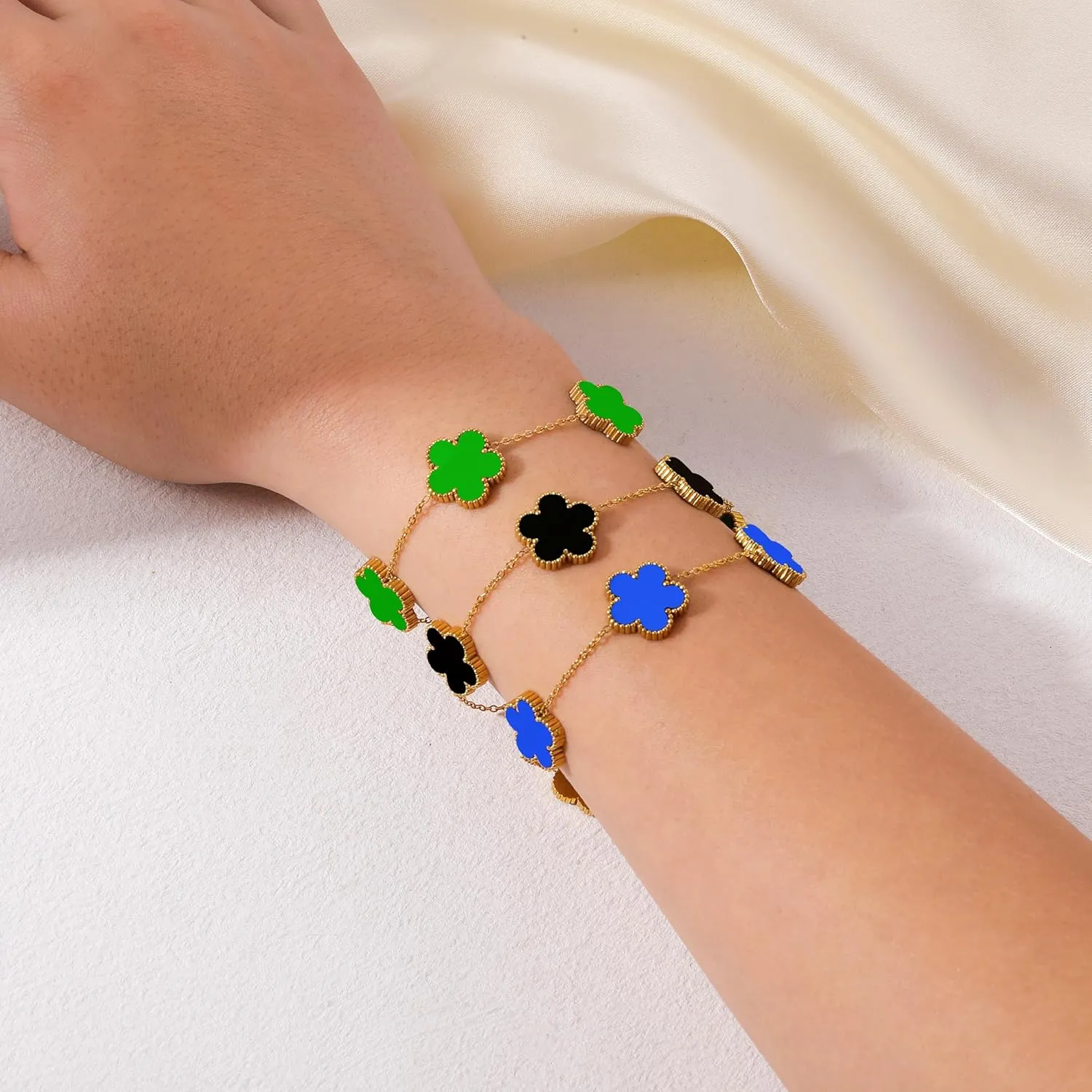 Five Leaf Clover Bracelet for Women-18K Gold Plated Lucky Link Grass Bracelets Stainless Steel White/Black/Blue/Gold/Crystal Flower Trendy Jewelry Gifts