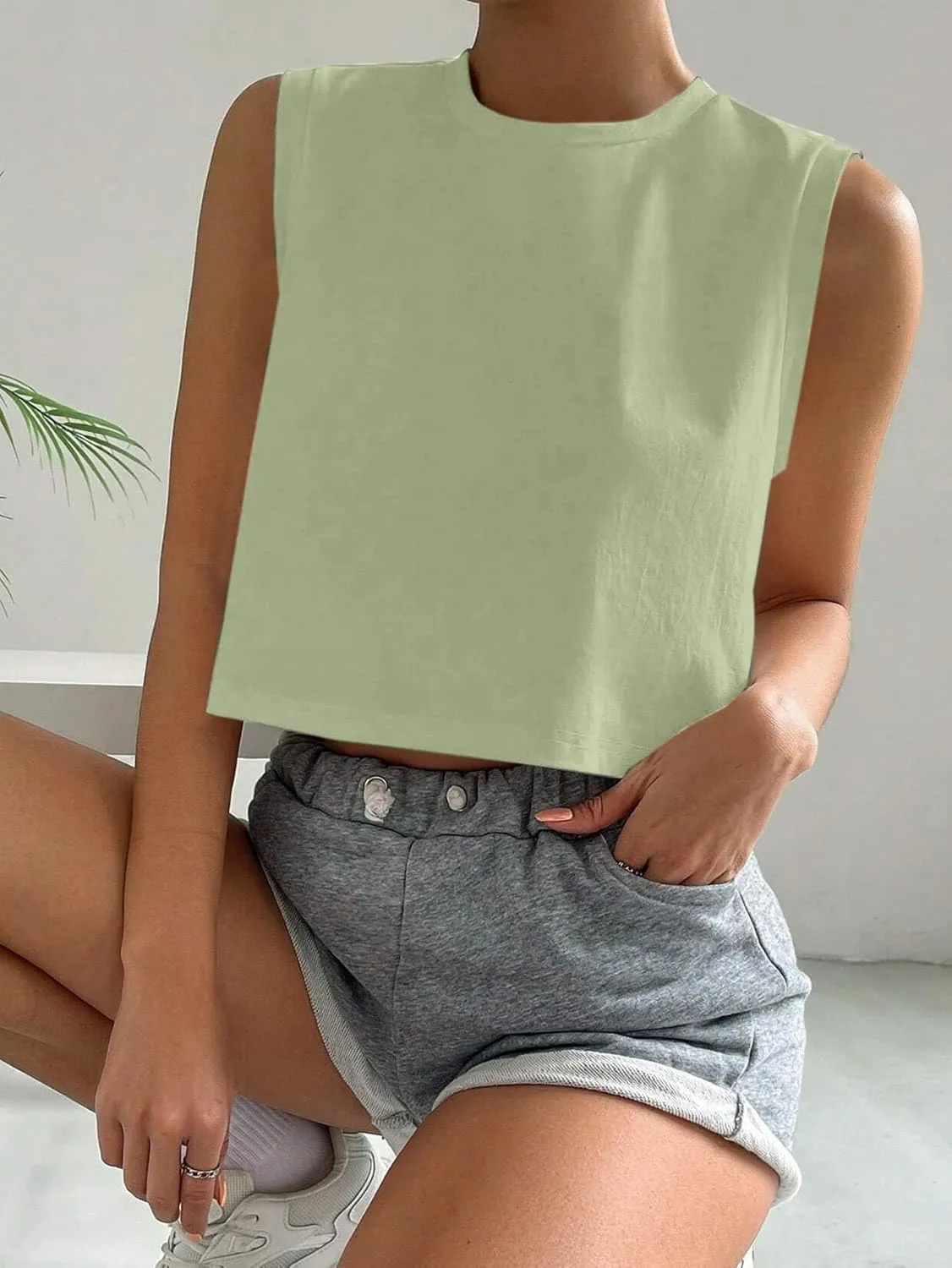 Hilinker Womens Crew Neck Loose Crop Tank Tops Workout Casual Sleeveless T-Shirt