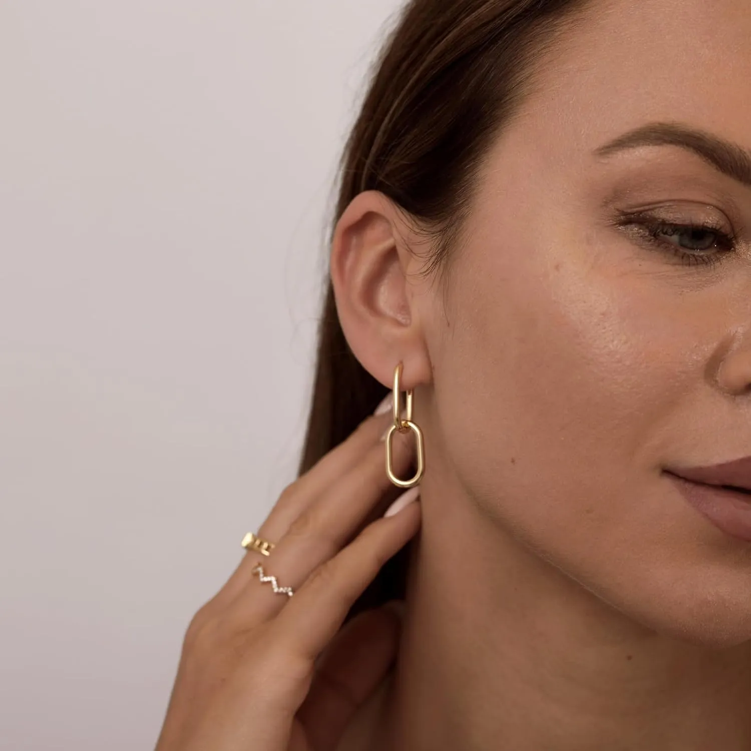 Kyerlyn Dainty Paperclip Huggie Hoop Earrings 14K Gold Plated Chunky Chain Link Earrings Simple Cable Link Earrings for Women