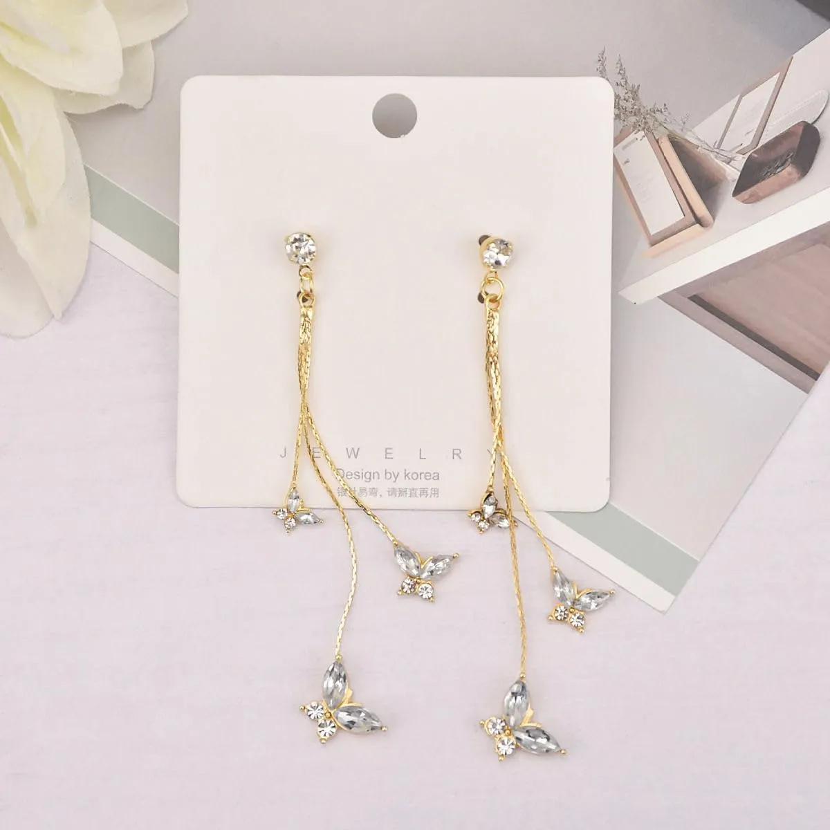 ONLYJUMP Crystal Butterfly Pendant Tassel Earrings for Women Sparkly Rhinestone Statement Silver Dangle Earrings Lightweight Bohemian Long Chain Drop Dangle Butterfly Earrings Party Jewelry