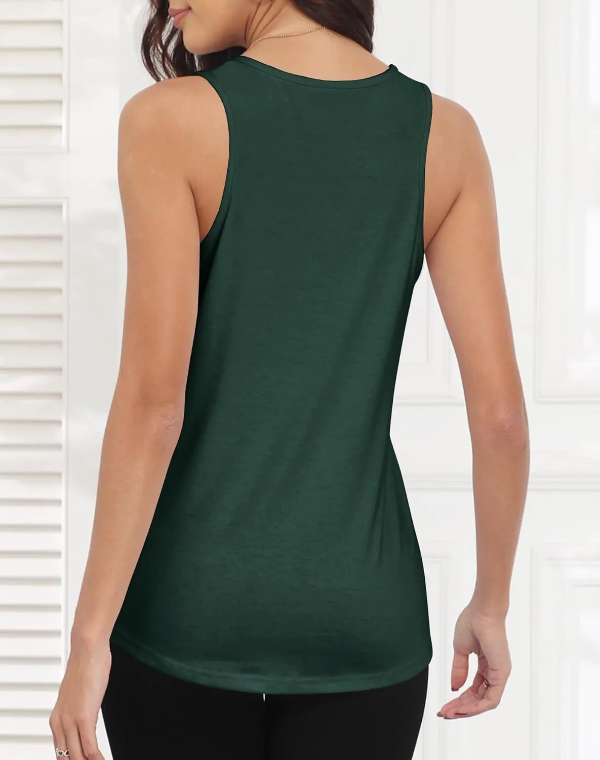 Smile Fish Women Scoop Neck Flowy Loose Fit Tank Top Sleeveless Summer Tops Shirts