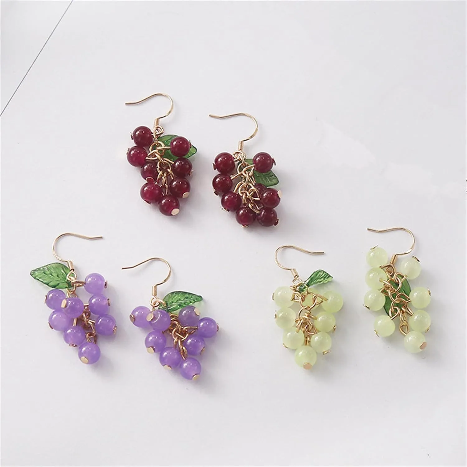 Unique Green Grape Fruit Tassel Earrings for Women Teen Girls Handmade Creative Lovely Simulated 3D Summer Tropical Purple Grapes Fruits Leaf Cluster Acrylic Lightweight Dangle Drop Earrings for Hawaiian Beach Holiday Jewelry Gifts