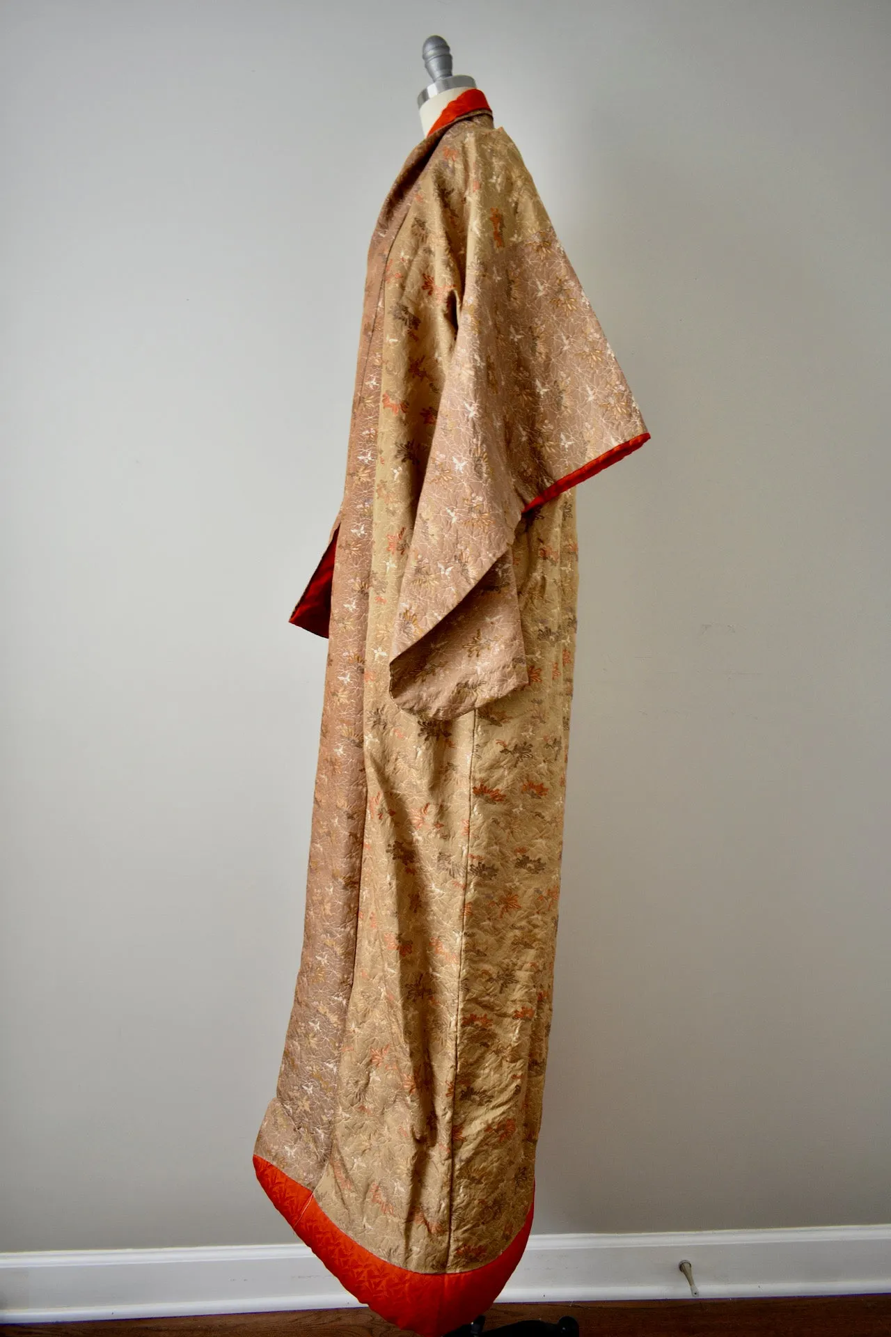 Vintage 1930s-1940s Brown Patterned Silk Matelass