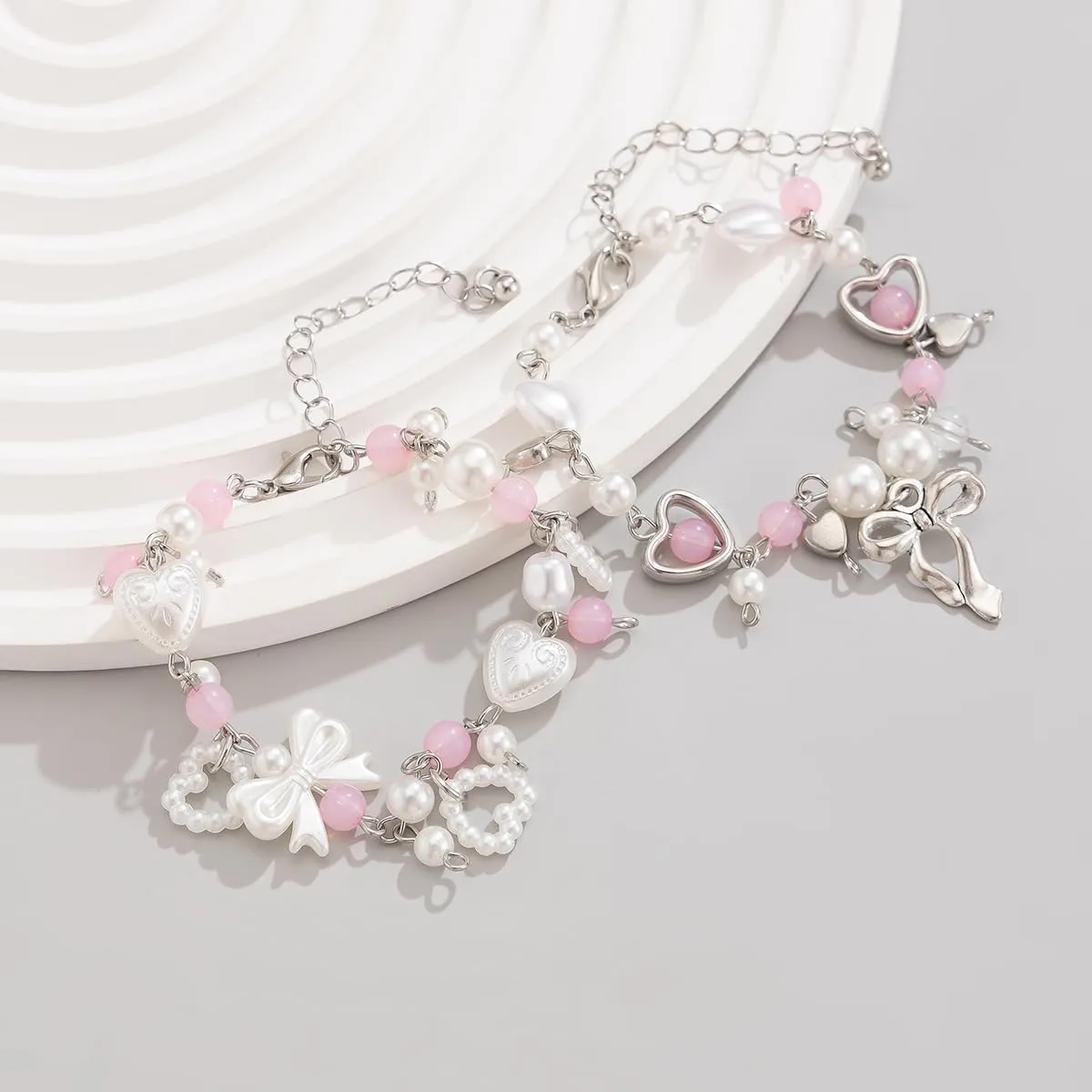 Y2K Punk Hollowed Out Pentagram Matching Beaded Bracelets Handmade Imitation Pearl Bowknot Star Pendant Bracelet Aesthetic Strawberry Pearl Beaded Chain Bracelet for Women Couple Grunge Jewelry