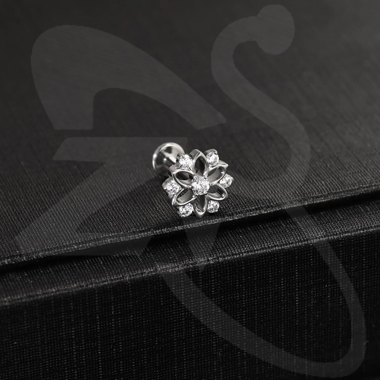 ZS ASTM F136 Titanium 16G 8mm Piercing Jewelry for Lip, Labret, Conch, Tragus, Helix, Earlobe - Hypoallergenic Internally Threaded Flat Back Cartilage Stud Earring